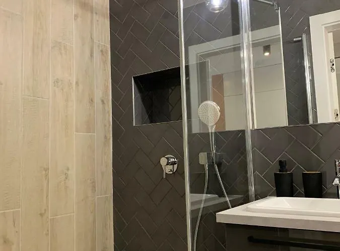 Clif 公寓 斯维诺乌伊希切